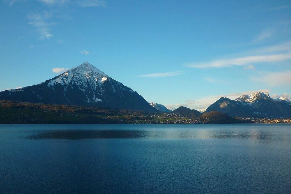 Strandhotel Seeblick Hotel Faulensee