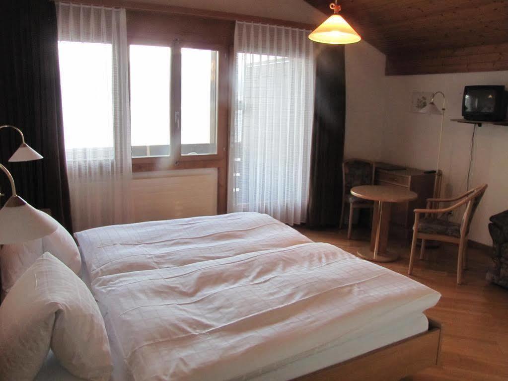 Strandhotel Seeblick Hotel Faulensee